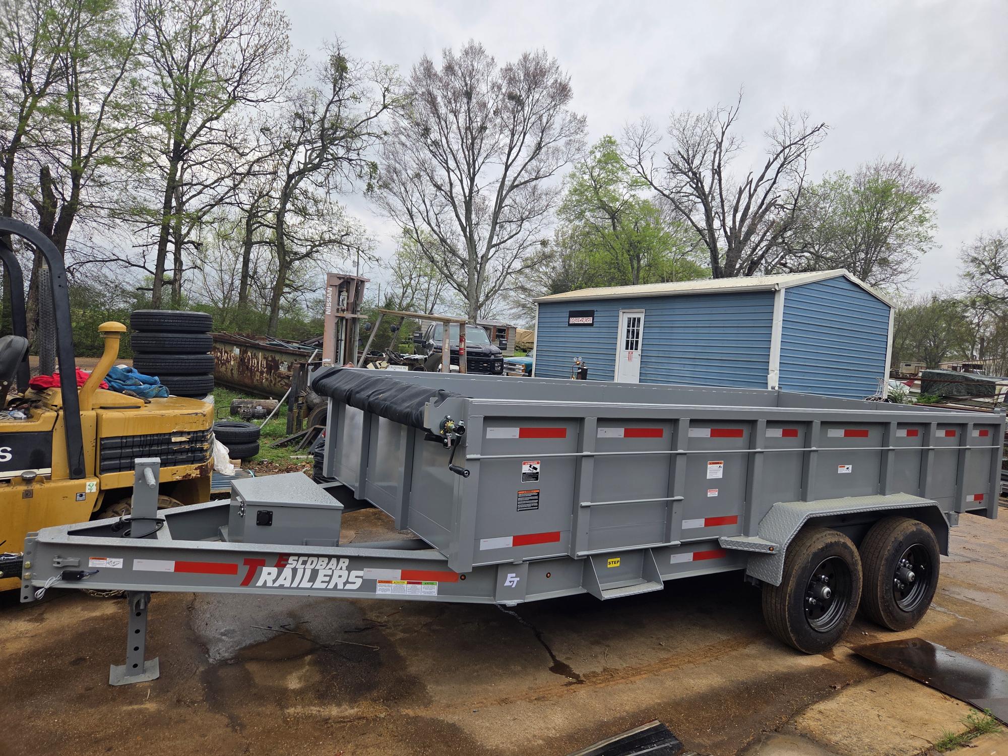 Flatbed and gooseneck trailer